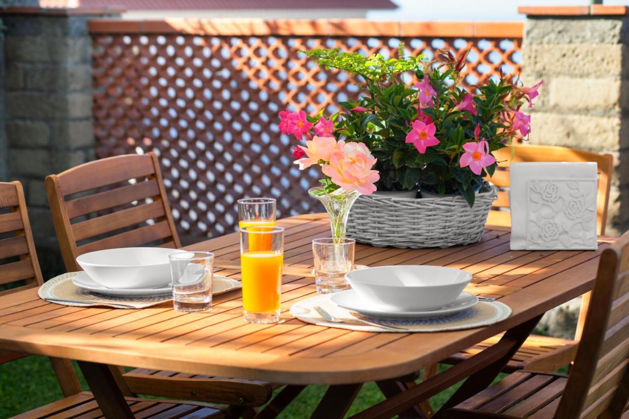 Shanti Home - Restaurant Di Aversano Salvatore Sorrento Exterior foto